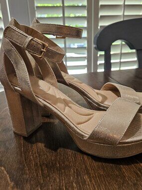 Gold platform shoes, size 8, by CL Laundry